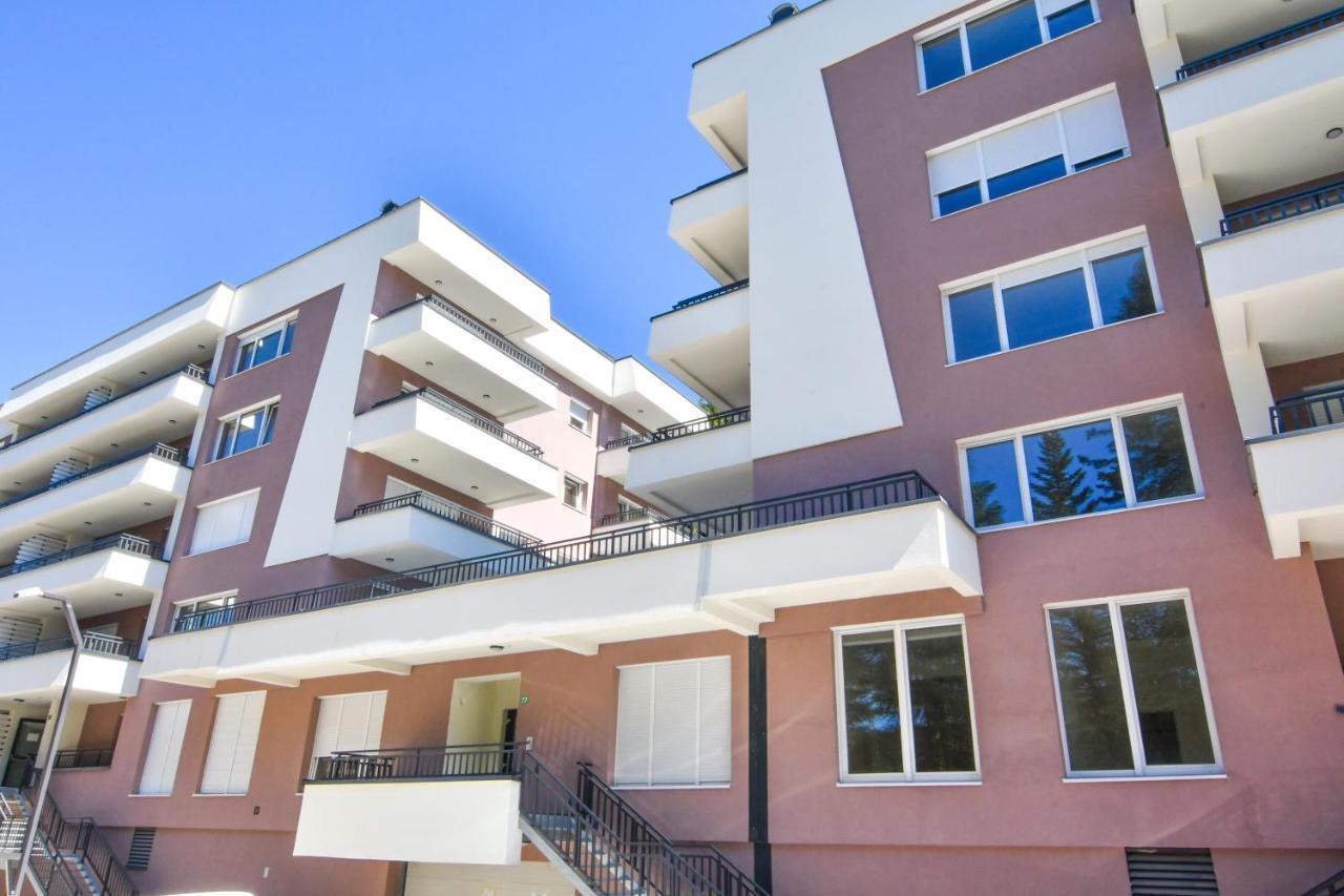 Mountain Wings Apartments Bjelasnica Exterior photo